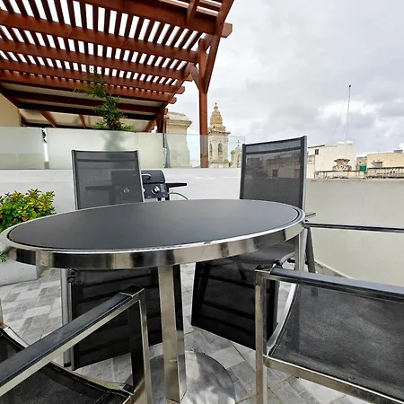 Fly Away Home Condo With Terrace Qormi Exterior photo