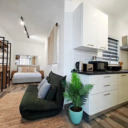 Fly Away Home Condo With Terrace Qormi Exterior photo
